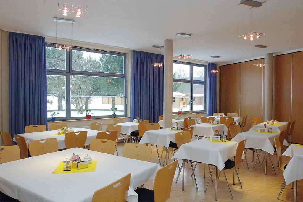 A&S Ferienzentrum Schwerin ชเวียรีน ภายนอก รูปภาพ